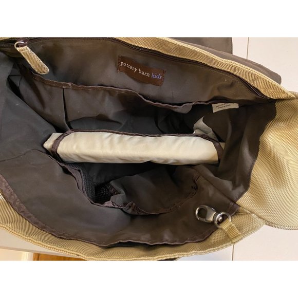 Pottery Barn Kids Convertible 2 in1 Diaper Bag Messenger/Backpack + Changing Pad - Picture 7 of 16